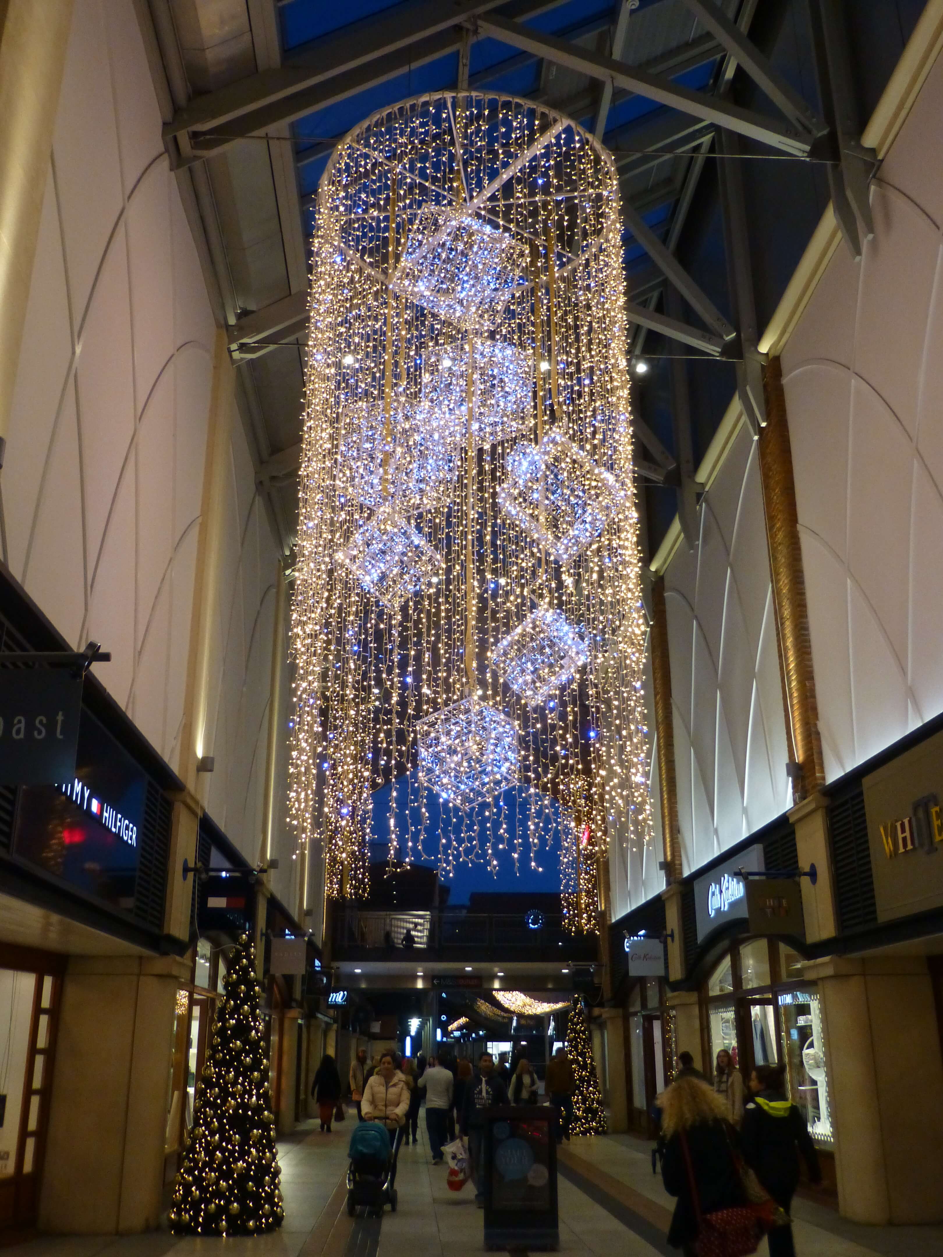 hanging lighting