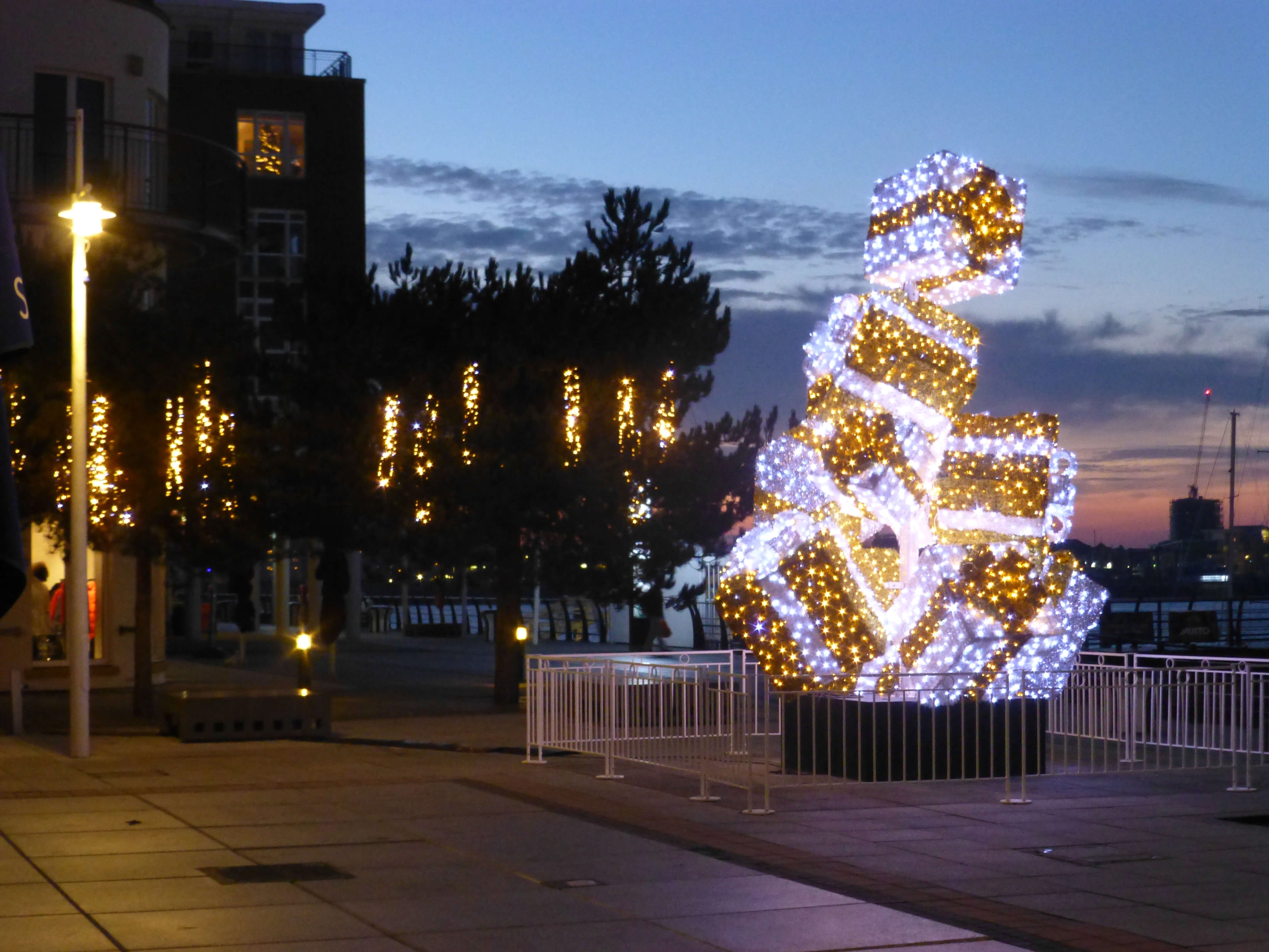 Parcel-Boxes-and-Tree-Lights